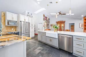 15908 77th Trail N, Palm Beach Gardens, FL 33418 Sold 06/28/24