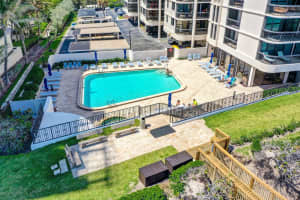 5380 N Ocean Drive 18 G, Singer Island, FL 33404 Sold 01/24/25