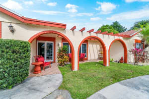 2841 Hypoluxo Road, Lake Worth, FL 33462 Sold 12/09/24