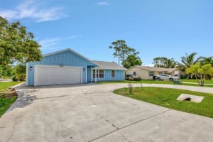 8280 SE Sweetbay Avenue, Hobe Sound, FL 33455 Sold 08/20/24