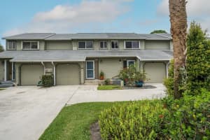 692 NE Wax Myrtle Way, Jensen Beach, FL 34957 Sold 10/08/24