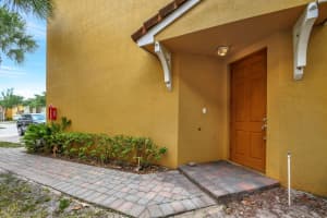 905 Pipers Cay Drive, West Palm Beach, FL 33415 Sold 07/29/24