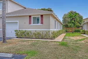 820 NW 42nd Place, Deerfield Beach, FL 33064 Sold 09/27/24