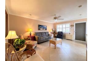 200 Horizons W 212, Boynton Beach, FL 33435 Sold 08/05/24