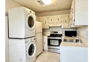 8840 Belle Aire Dr, Boca Raton, FL 33433, Sold 11/15/24
