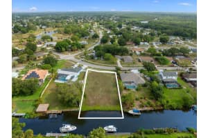 420 Cornwall Avenue, Port Saint Lucie, FL 34983 - MLS#R10988628
