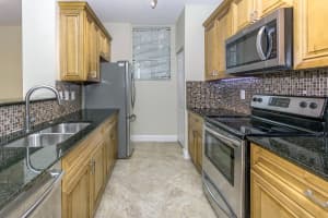 MLS# R10988689, West Palm Beach, Florida 33401