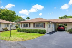 523 Sandpiper Circle 523, Delray Beach, FL 33445 Sold 01/31/25