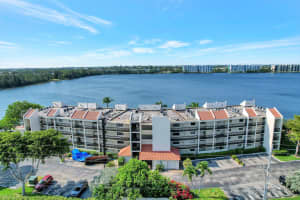 118 Lake Emerald Dr APT 410, Oakland Park, FL 33309, Sold 06/21/24