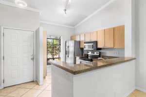 2700 S Oakland Forest Dr APT 606, Oakland Park, FL 33309, Sold 07/25/24