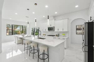 9260 Meridian Drive E, Parkland, FL 33076 Sold 09/03/24