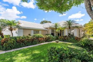 8570 Wakefield Drive, Palm Beach Gardens, FL 33410 Sold 10/02/24