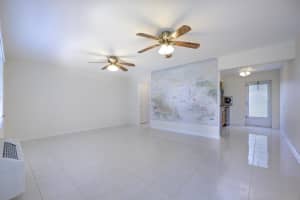 728 Ridge Road 21, Lantana, FL 33462 Sold 02/28/25