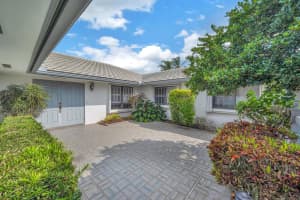 4813 SW Aberdeen Circle, Palm City, FL 34990 Sold 08/30/24