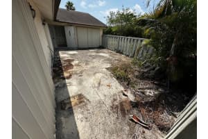 8205 Ambach Way #33c, Hypoluxo, FL 33462, Sold 06/20/24