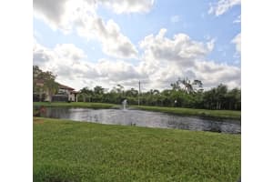 841 SW South River Dr APT 205, Stuart, FL 34997, Sold 09/10/24
