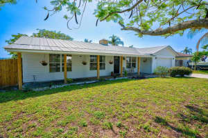 8871 SE Eagle Ave, Hobe Sound, FL 33455, Sold 08/05/24