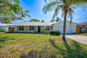 8871 SE Eagle Ave, Hobe Sound, FL 33455, Sold 08/05/24