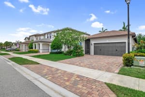 8250 Hanoverian Dr, Wellington, FL 33467, Sold 08/12/24