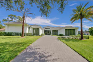 7925 Steeplechase Dr, Palm Beach Gardens, FL 33418, Sold 08/15/24