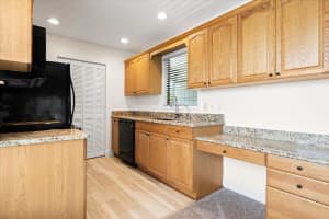 8163 SE Croft Cir Apt C-10, Hobe Sound, FL 33455, Sold 10/08/24