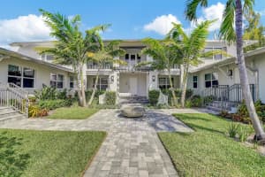 1025 Casuarina Road 7, Delray Beach, FL 33483 Sold 12/10/24