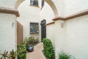 5241 Brisata Circle Aa, Boynton Beach, FL 33437 Sold 09/25/24