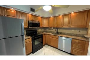 250 Capri F, Delray Beach, FL 33484, Sold 12/02/24