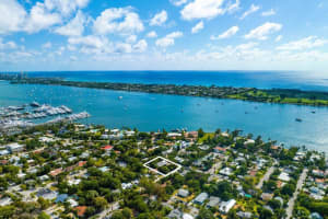 233 33rd Street, West Palm Beach, FL 33407 Sold 09/30/24