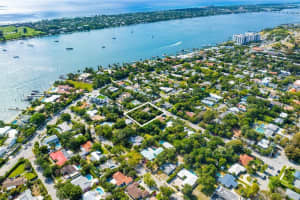 233 33rd Street, West Palm Beach, FL 33407 Sold 09/30/24