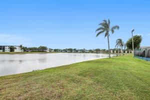 15456 Pembridge Dr APT 304, Delray Beach, FL 33484, Sold 08/15/24