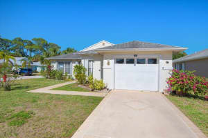 6800 Picante Circle, Fort Pierce, FL 34951 Sold 09/20/24