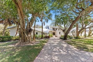 12 Oakwood Drive, Sewalls Point, FL 34996 Sold 10/02/24