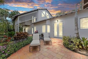 12 Oakwood Drive, Sewalls Point, FL 34996 Sold 10/02/24