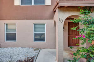 10 Laredo Place 7-7, Davie, FL 33324 Sold 07/11/24