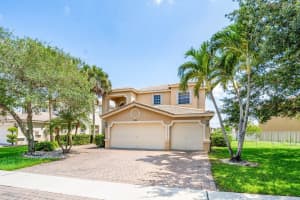 8102 Viale Matera, Lake Worth, FL 33467 Sold 07/10/24
