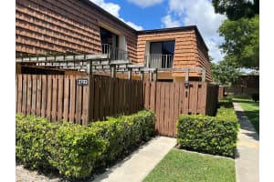 2703 27th Lane, Greenacres, FL 33463 Sold 09/04/24