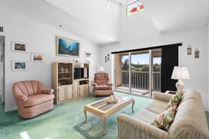 4428 NE Ocean Boulevard D-3, Jensen Beach, FL 34957 Sold 12/20/24