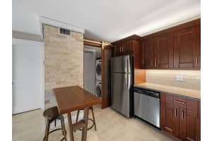 1106 Green Pine Boulevard E2, West Palm Beach, FL 33409 Sold 10/09/24