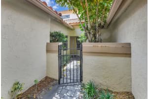 5240 Majorca Club Dr, Boca Raton, FL 33486, Sold 08/21/24