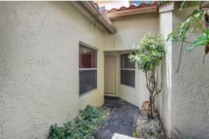 5240 Majorca Club Dr, Boca Raton, FL 33486, Sold 08/21/24