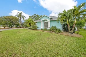 165 Dickens Ave, Sebastian, FL 32958, Sold 10/16/24