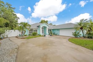 165 Dickens Ave, Sebastian, FL 32958, Sold 10/16/24