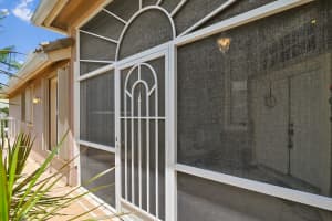 2832 Waters Edge Circle, Greenacres, FL 33413 Sold 08/23/24