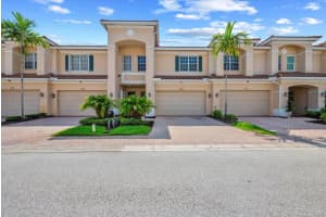 308 SW Otter Run Place, Stuart, FL 34997 Sold 08/27/24