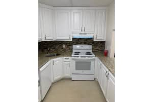 511 Shady Pine Way C1, Greenacres, FL 33415 Sold 09/30/24