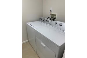 511 Shady Pine Way C1, Greenacres, FL 33415 Sold 09/30/24