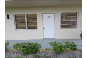 90 Crooked Tree Lane 105, Vero Beach, FL 32962 Sold 10/23/24