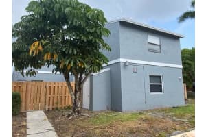 8 Crossings Circle D, Boynton Beach, FL 33435 Sold 08/16/24