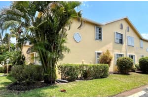 546 Waterside Drive, Hypoluxo, FL 33462 Sold 03/17/25